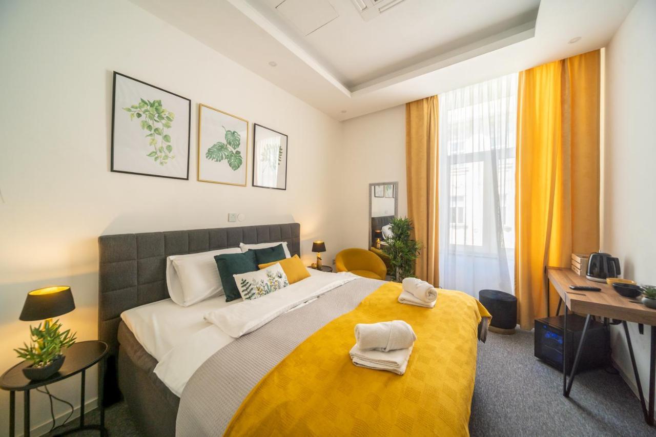 Elenas Rooms & Apartment Zagreb Luaran gambar